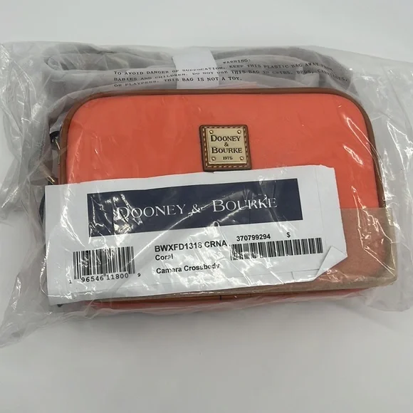 Dooney & Bourke Wexford Leather Camera Crossbody Coral - Picture 10 of 14